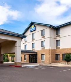 Days Inn & Suites by Wyndham Denver International Airport