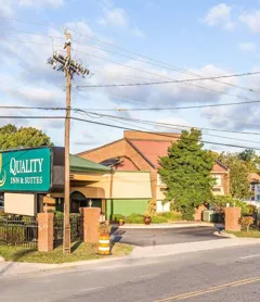 Quality Inn & Suites Coliseum