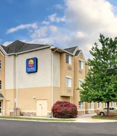 Comfort Inn & Suites Airport Dulles - Gateway