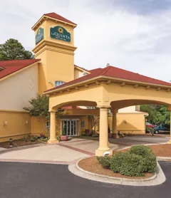 La Quinta Inn & Suites by Wyndham Univ Area Chapel Hill