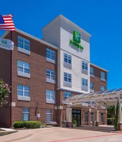 Holiday Inn & Suites Dallas-Addison, an IHG Hotel