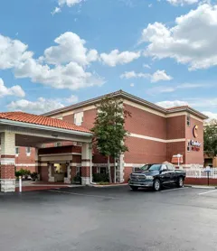 Comfort Suites Airport