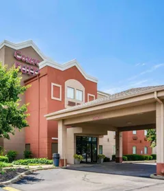 Comfort Suites Louisville East