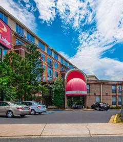 Econo Lodge Metro