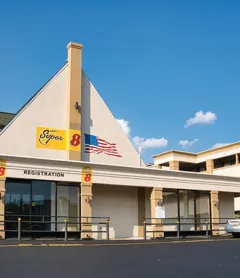 Super 8 by Wyndham Alexandria/Washington D.C. Area