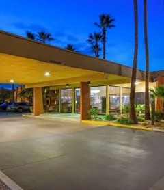 Best Western Royal Sun Inn & Suites