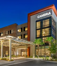 Cambria Hotel Charleston Riverview