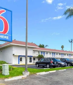 Motel 6 Costa Mesa, CA