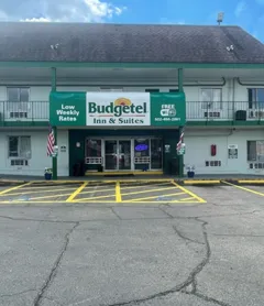 Budgetel Inn & Suites