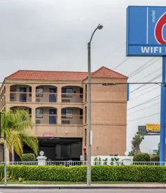 Motel 6-Gardena Ca - South