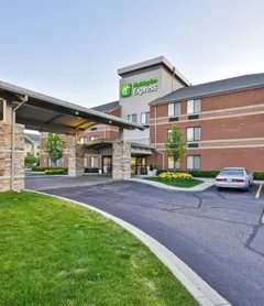 Holiday Inn Express Romulus / Detroit Airport, an IHG Hotel