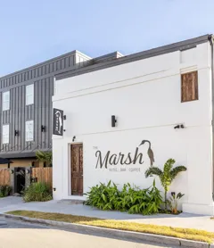 Marsh Hotel