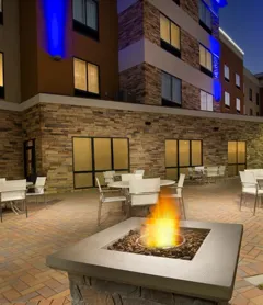 Holiday Inn Express & Suites Waco South, an IHG Hotel