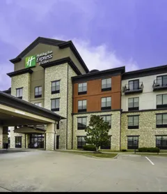 Holiday Inn Express & Suites Conway, an IHG Hotel