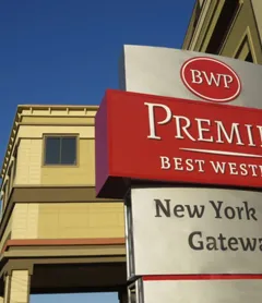 Best Western Premier NYC Gateway Hotel