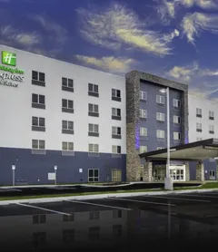 Holiday Inn Express & Suites Fort Myers Airport by IHG