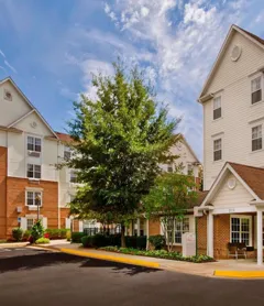 Sonesta Simply Suites Falls Church