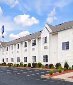 Microtel Inn & Suites by Wyndham Clarksville