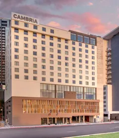 Cambria Hotel Austin Downtown