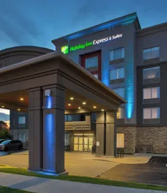 Holiday Inn Express & Suites Kingston Central, an IHG Hotel