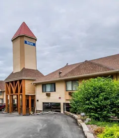 Rodeway Inn & Suites Madison East