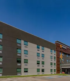 La Quinta Inn & Suites by Wyndham Houston Southwest