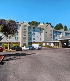 Country Inn & Suites by Radisson, Portland International Airport, OR