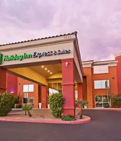 Holiday Inn Express Hotel & Suites Scottsdale - Old Town, an IHG Hotel