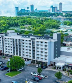 Holiday Inn Niagara Falls State Park Entry