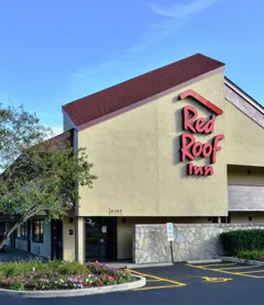 Red Roof Inn Milwaukee Airport