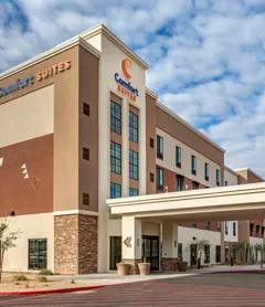 Comfort Suites Scottsdale Talking Stick Entertainment District