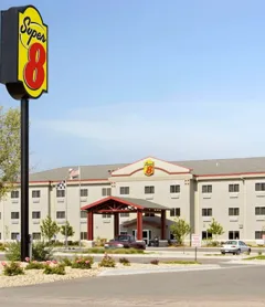 Super 8 by Wyndham Topeka at Forbes Landing