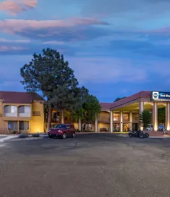 Best Western Airport Albuquerque InnSuites Hotel & Suites