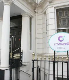 Cromwell International Hotel