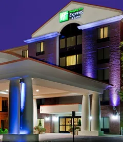 Holiday Inn Express Hotel & Suites Chesapeake by IHG