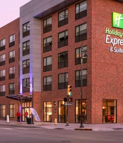 Holiday Inn Express & Suites Tulsa Downtown, an IHG Hotel