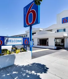 Motel 6 San Jose, CA - Convention Center