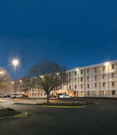 Holiday Inn Charlotte Airport, an IHG Hotel