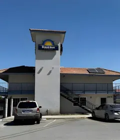 Days Inn by Wyndham Bakersfield