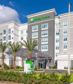 Holiday Inn & Suites Orlando I-Drive Theme Parks