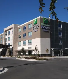 Holiday Inn Express & Suites Boise Airport, an IHG Hotel