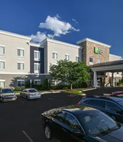 Holiday Inn Express & Suites Charlotte Southeast - Matthews by IHG