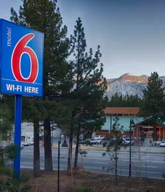 Motel 6 Mammoth Lakes