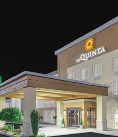 La Quinta Inn & Suites by Wyndham Knoxville North I-75