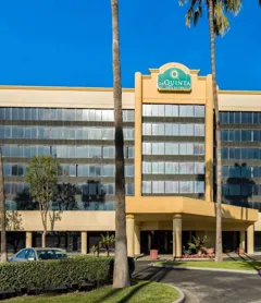 La Quinta Inn & Suites by Wyndham Buena Park