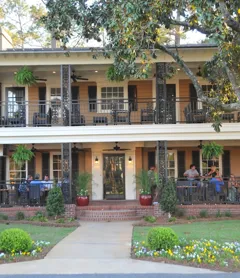 Merry Acres Inn