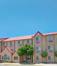 Microtel Inn & Suites by Wyndham Albuquerque West