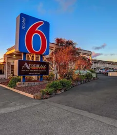 Motel 6 Fort Bragg, CA