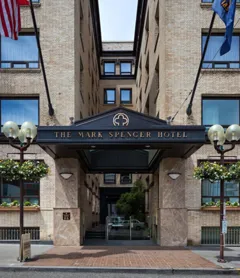 Mark Spencer Hotel