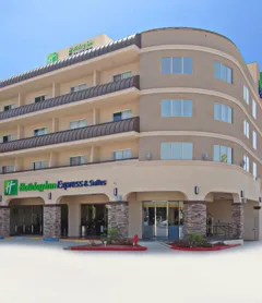 Holiday Inn Express & Suites Pasadena - Los Angeles